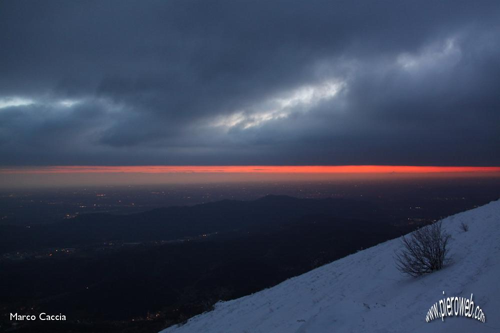 21_Tramonto sotto le nubi.JPG